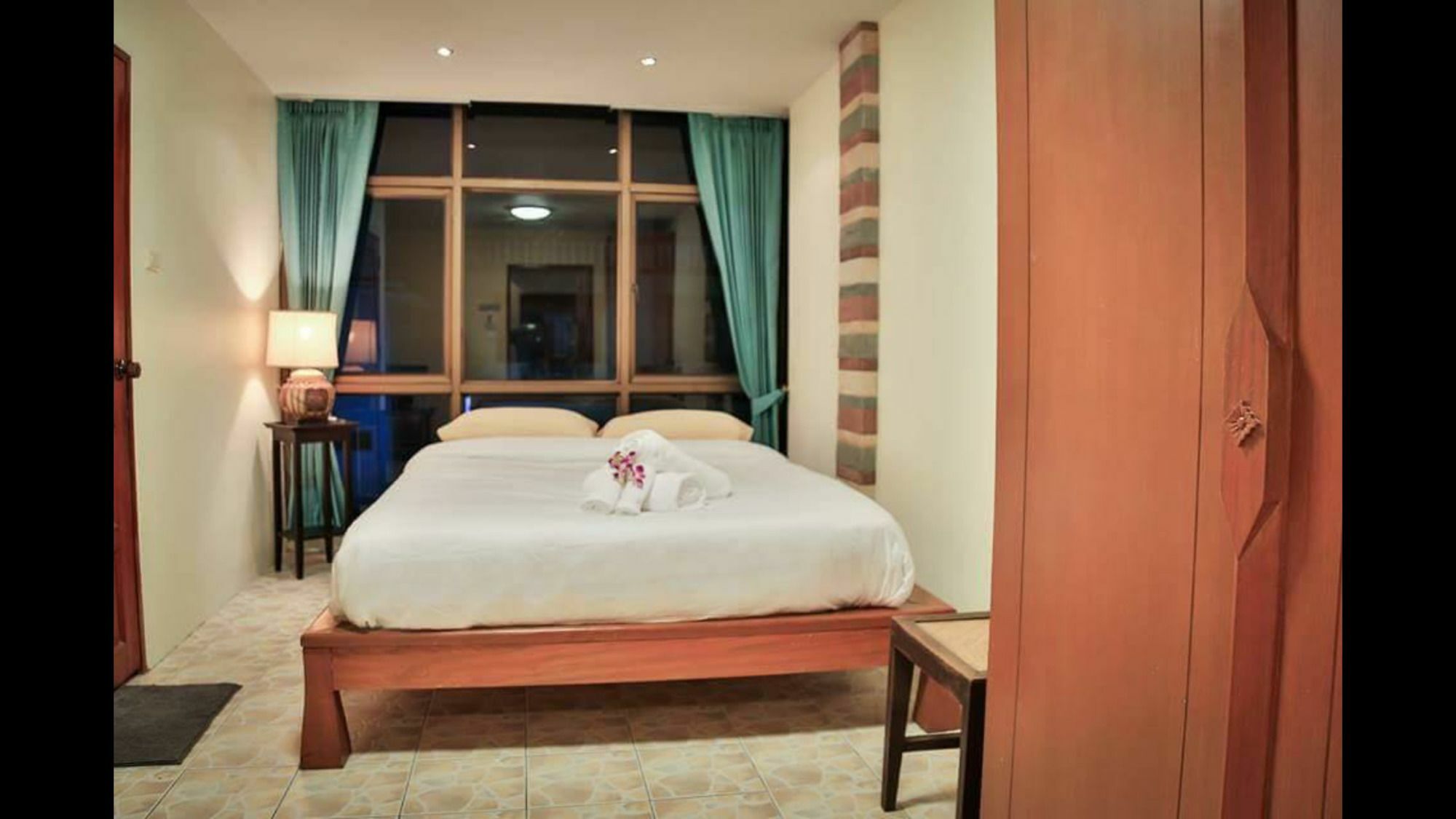 Avenue Beach Hotel Jomtien pláž Exteriér fotografie
